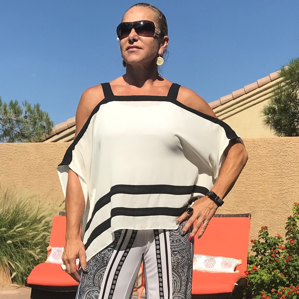 INC International concepts Black & white blouse